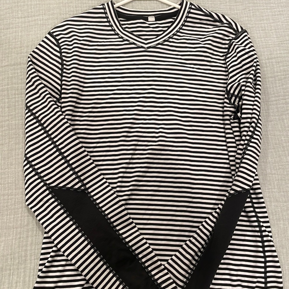 Lululemon mens long sleeve.